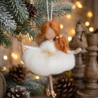 Новорічна руда лялька підвіска ангел з вовни на ниточці
