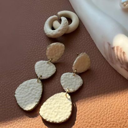 Авторські геометричні довгі морські сережки з полімерної глини