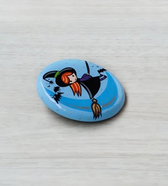 Дитяча брошка відьмочка halloween руда дівчинка ручний розпис