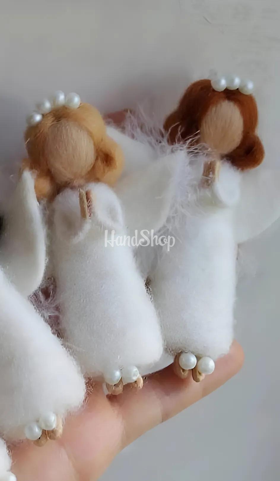 Янгол лялька рижий на ниточці з вовни підвіска сувенір Янгол лялька рижий на ниточці з вовни підвіска сувенір