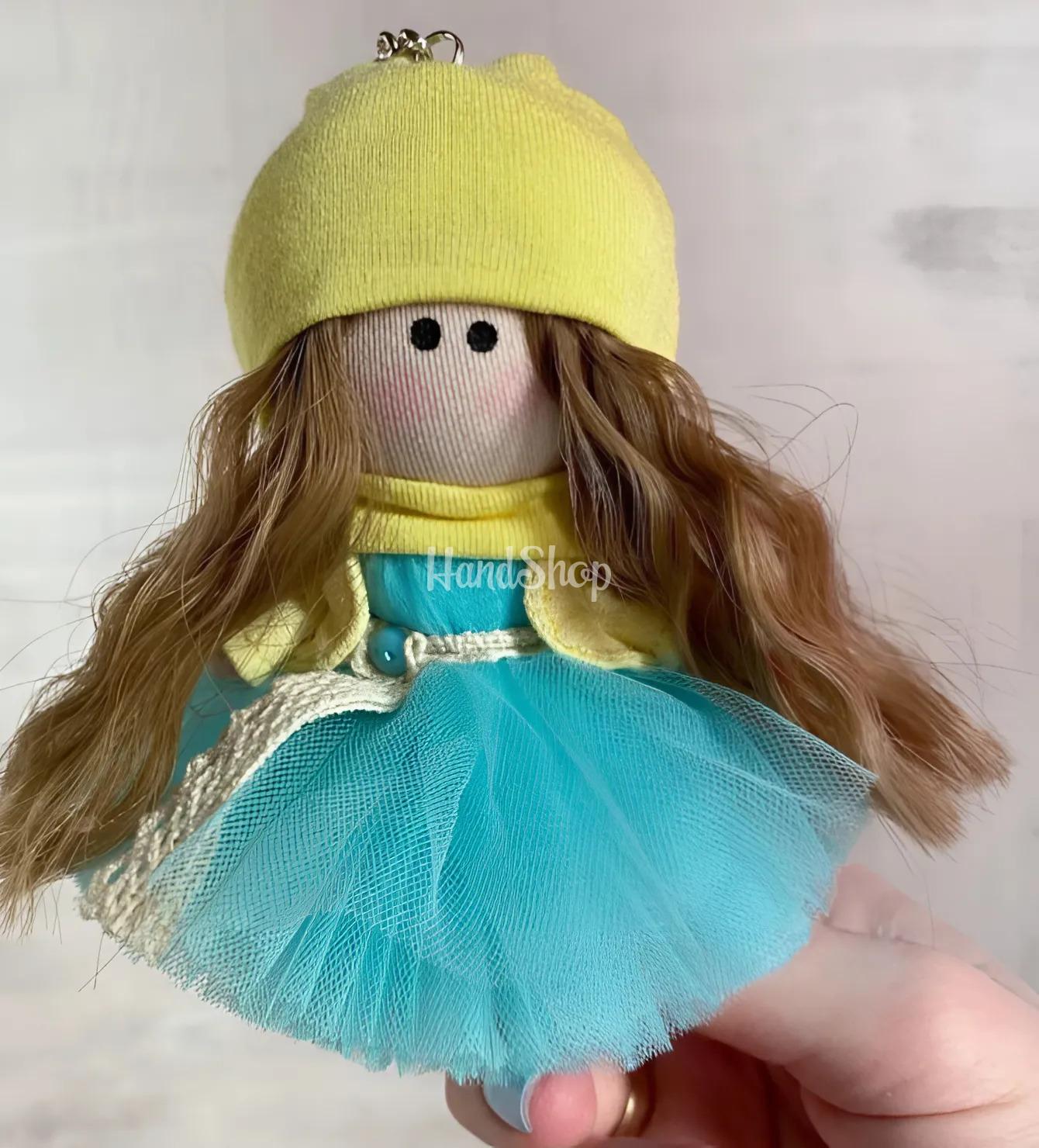 Лялька брелок своїми руками з кучерявим волоссям Ukraine Лялька брелок своїми руками з кучерявим волоссям Ukraine