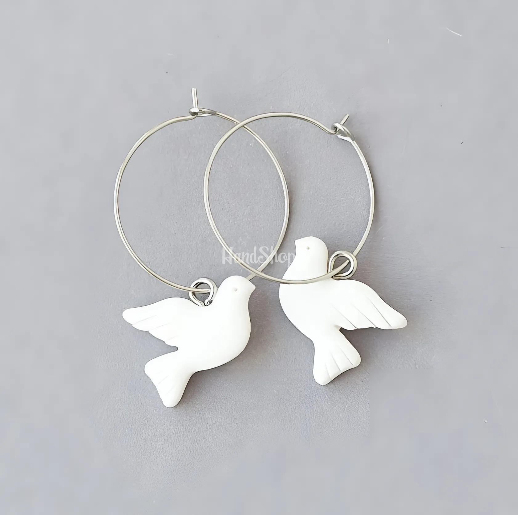 Cережки білі горлиці пташки з полімерної глини кільця Cережки білі горлиці пташки з полімерної глини кільця