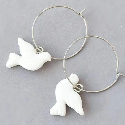 Cережки білі горлиці пташки з полімерної глини кільця