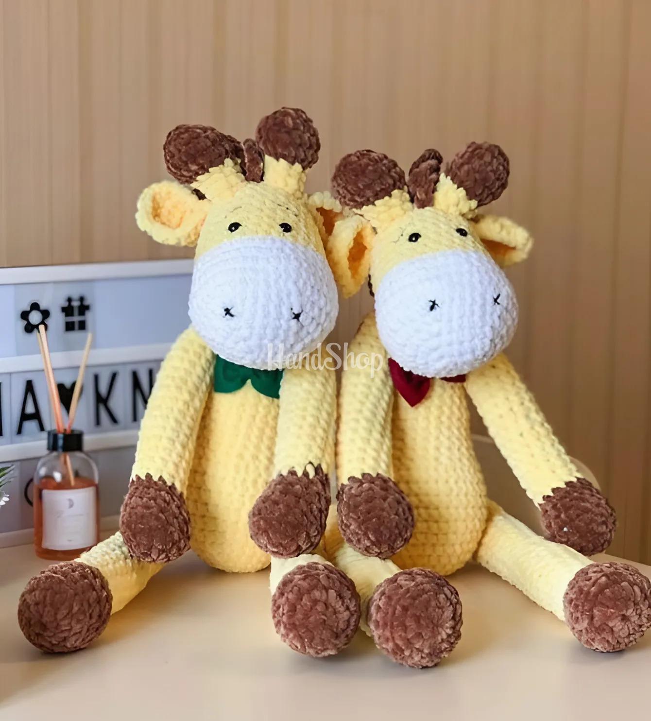 Авторські м'які іграшки великі жовті жирафки пара, 2 шт Авторські м'які іграшки великі жовті жирафки пара, 2 шт