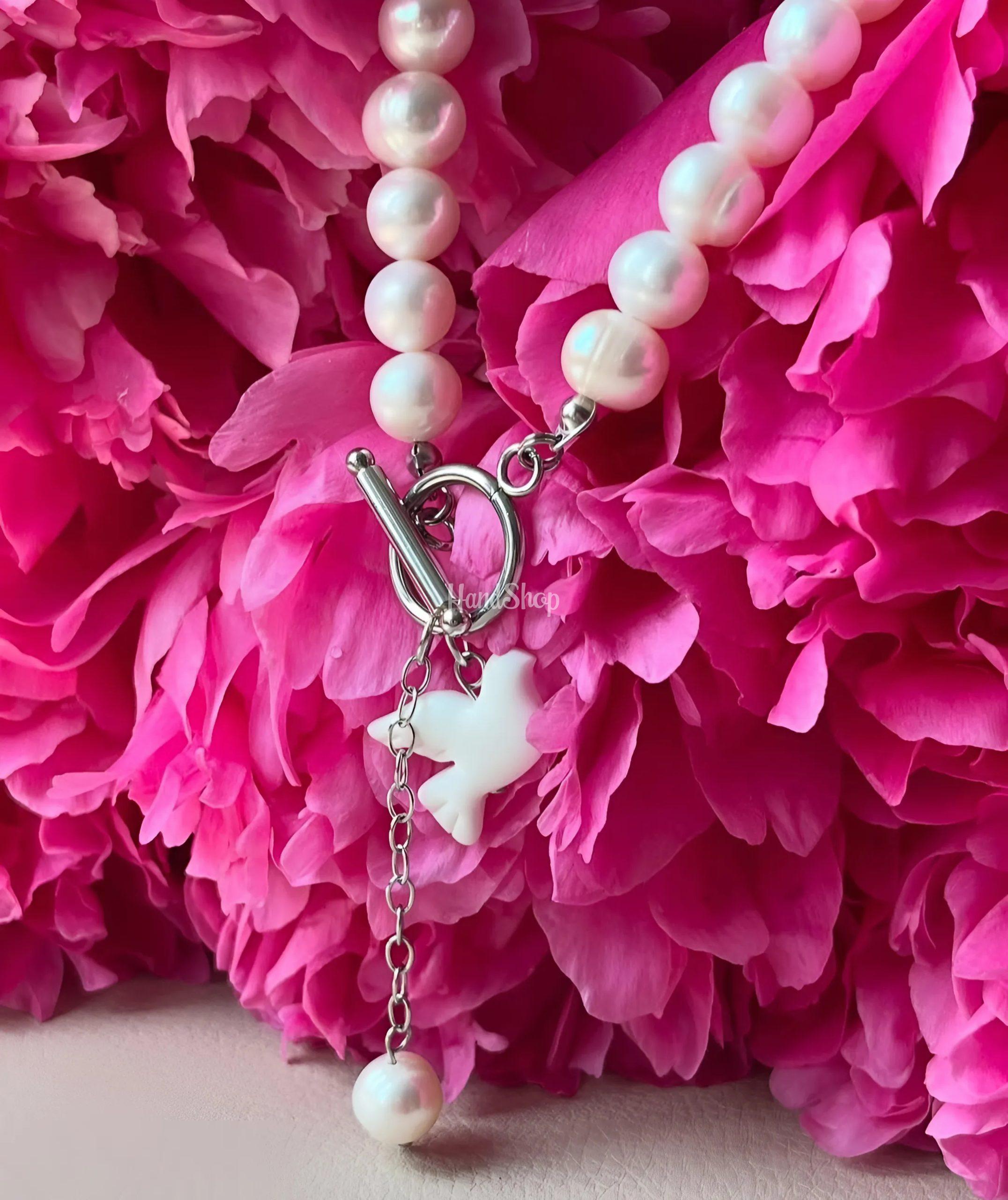 Намисто кольє річкові перли та біла голубка з полімерної глини Намисто кольє річкові перли та біла голубка з полімерної глини