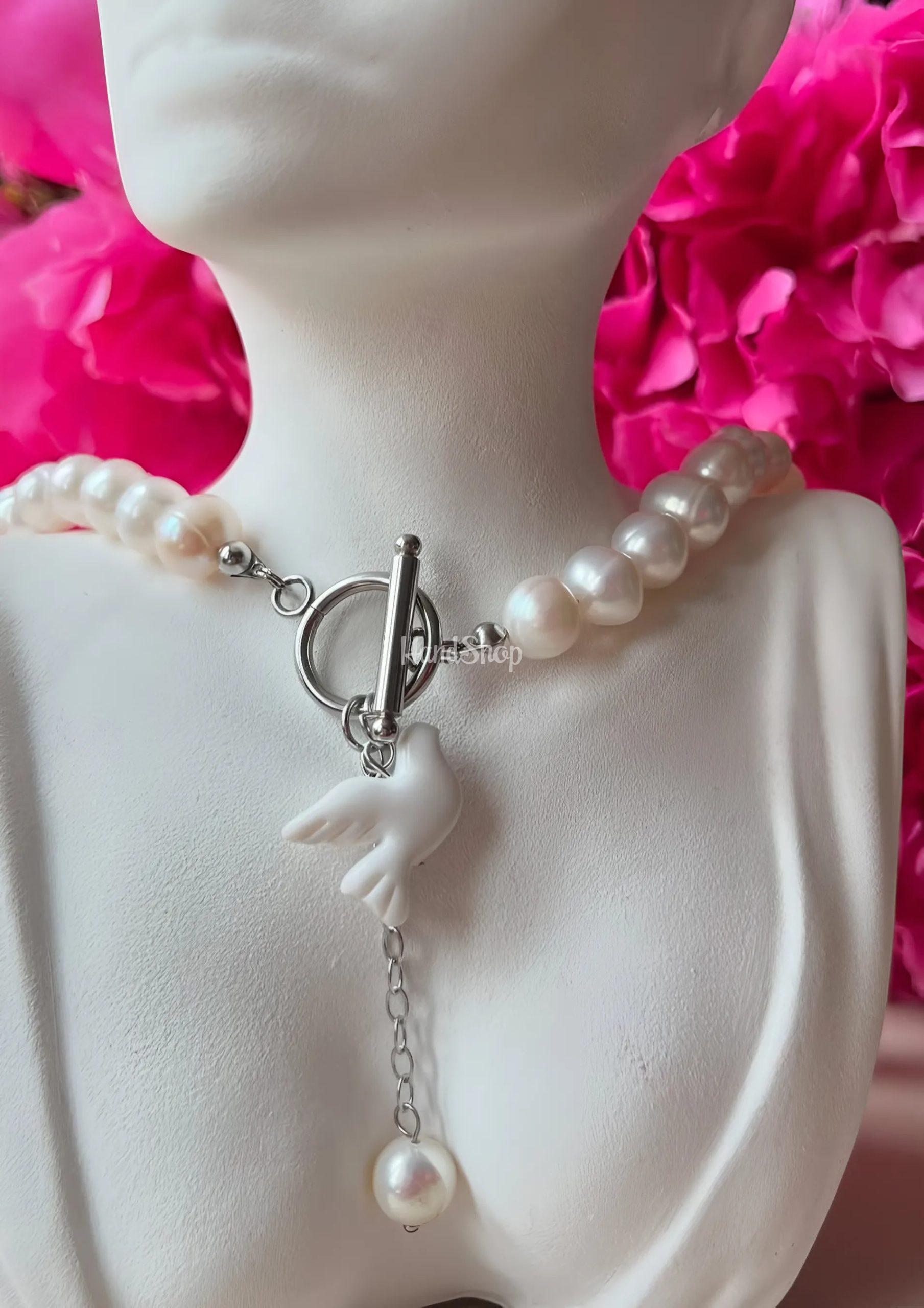 Намисто кольє річкові перли та біла голубка з полімерної глини Намисто кольє річкові перли та біла голубка з полімерної глини