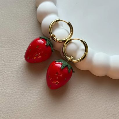 Авторські сережки червоні ягідки полунички полімерна глина