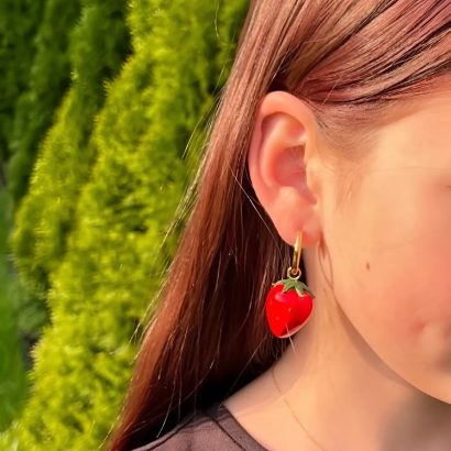 Авторські сережки червоні ягідки полунички полімерна глина