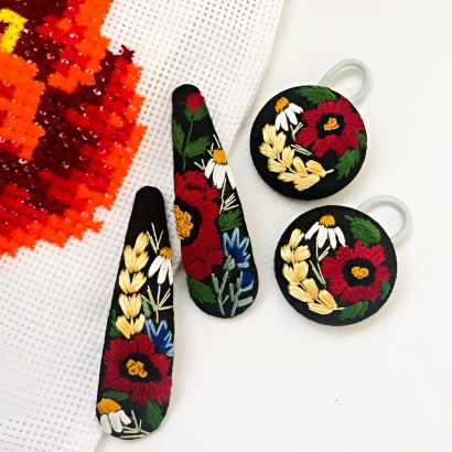 Заколки 2 шт та резинки 2 шт для волосся квіти ручна вишивка