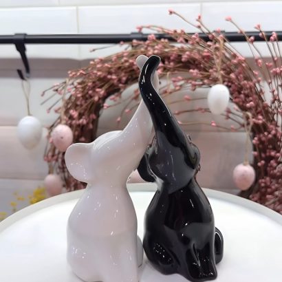 Декоративні порцелянові чорно-білі слоники наречені