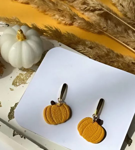 Сережки ручної роботи помаранчеві гарбузики глина