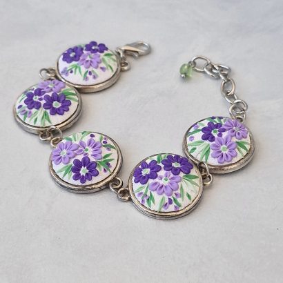 Жіночий літній браслет фіолетові квіти філігрань глина