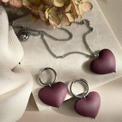 Набір прикрас сережки та кулон серця глина колір марсала