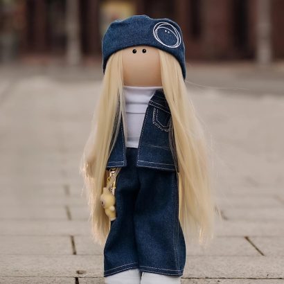 Лялька ігрова тільда блондинка з іграшкою Labubu (Лабубу)