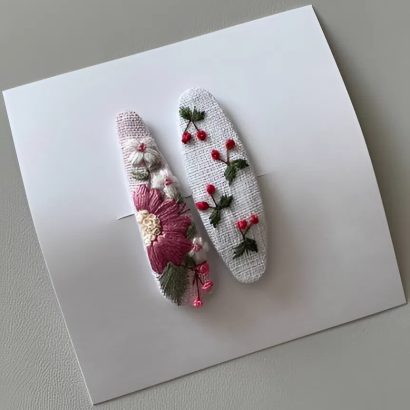 Дитячі заколки для волосся квіти, ягідки ручна вишивка