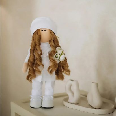 Сувенірна авторська інтер’єрна лялька лікар педіатр