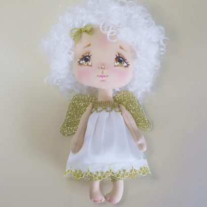 Сувенірна лялька білявка з кудрявим волоссям ангелик