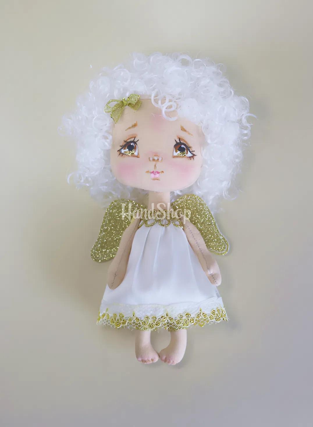 Сувенірна лялька білявка з кудрявим волоссям ангелик Сувенірна лялька білявка з кудрявим волоссям ангелик