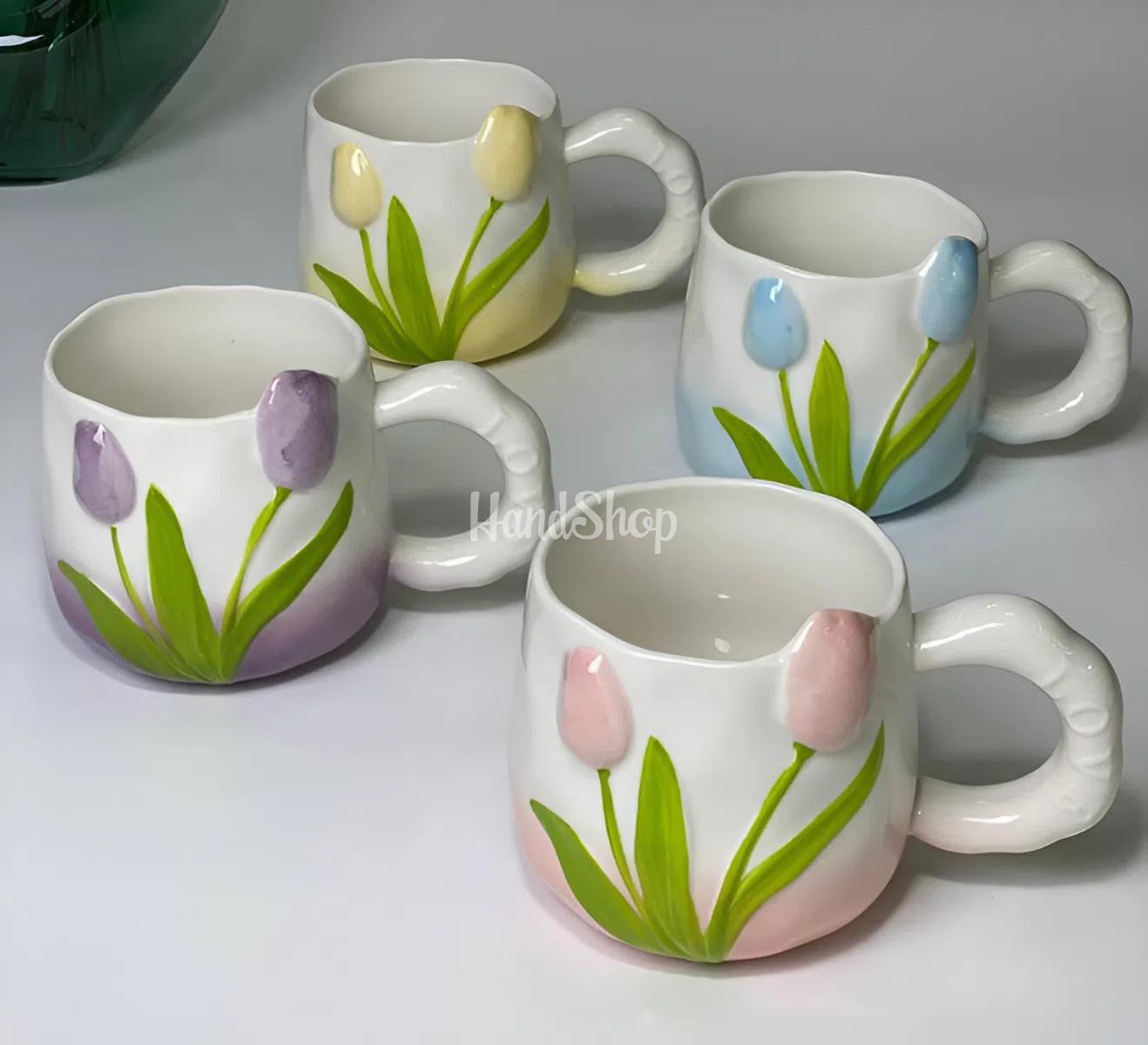 Велика чашка біла керамічна з квітами тюльпани (на вибір!) Велика чашка біла керамічна з квітами тюльпани (на вибір!)