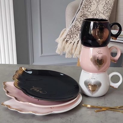 Сувенірна чашка з тарілкою крила кераміка love (на вибір!)