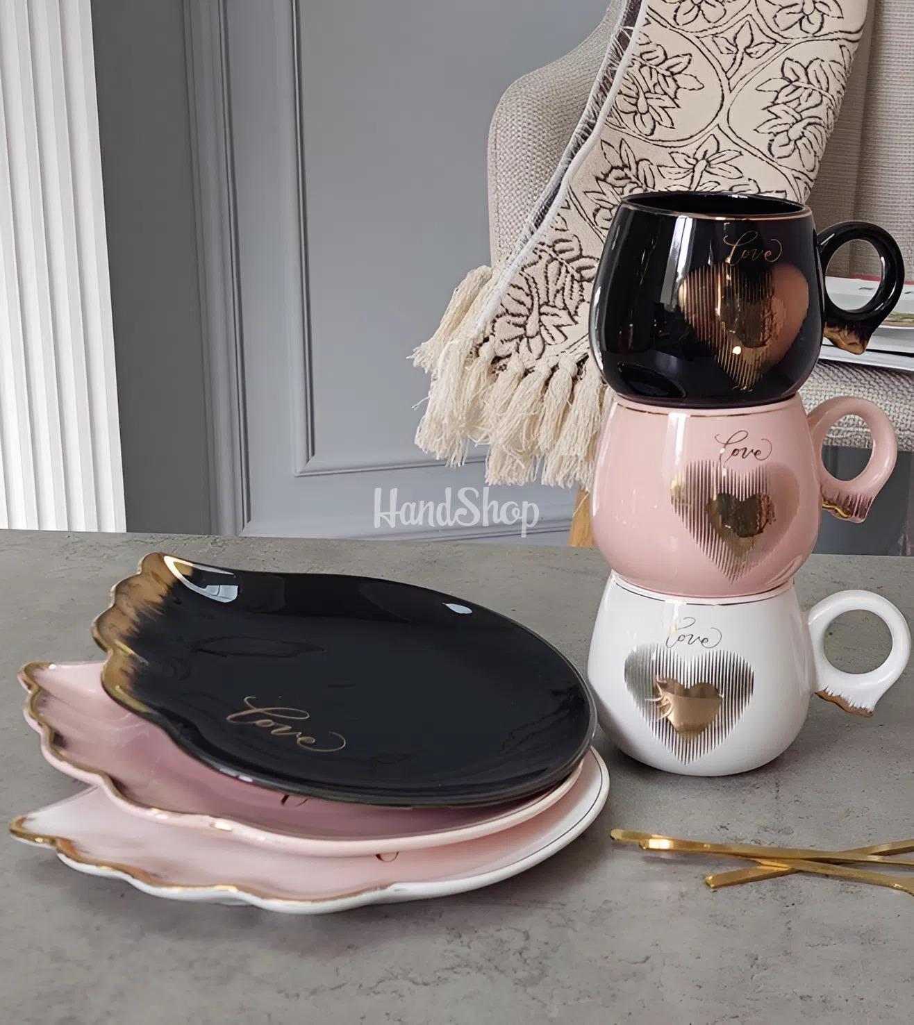 Сувенірна чашка з тарілкою крила кераміка love (на вибір!) Сувенірна чашка з тарілкою крила кераміка love (на вибір!)