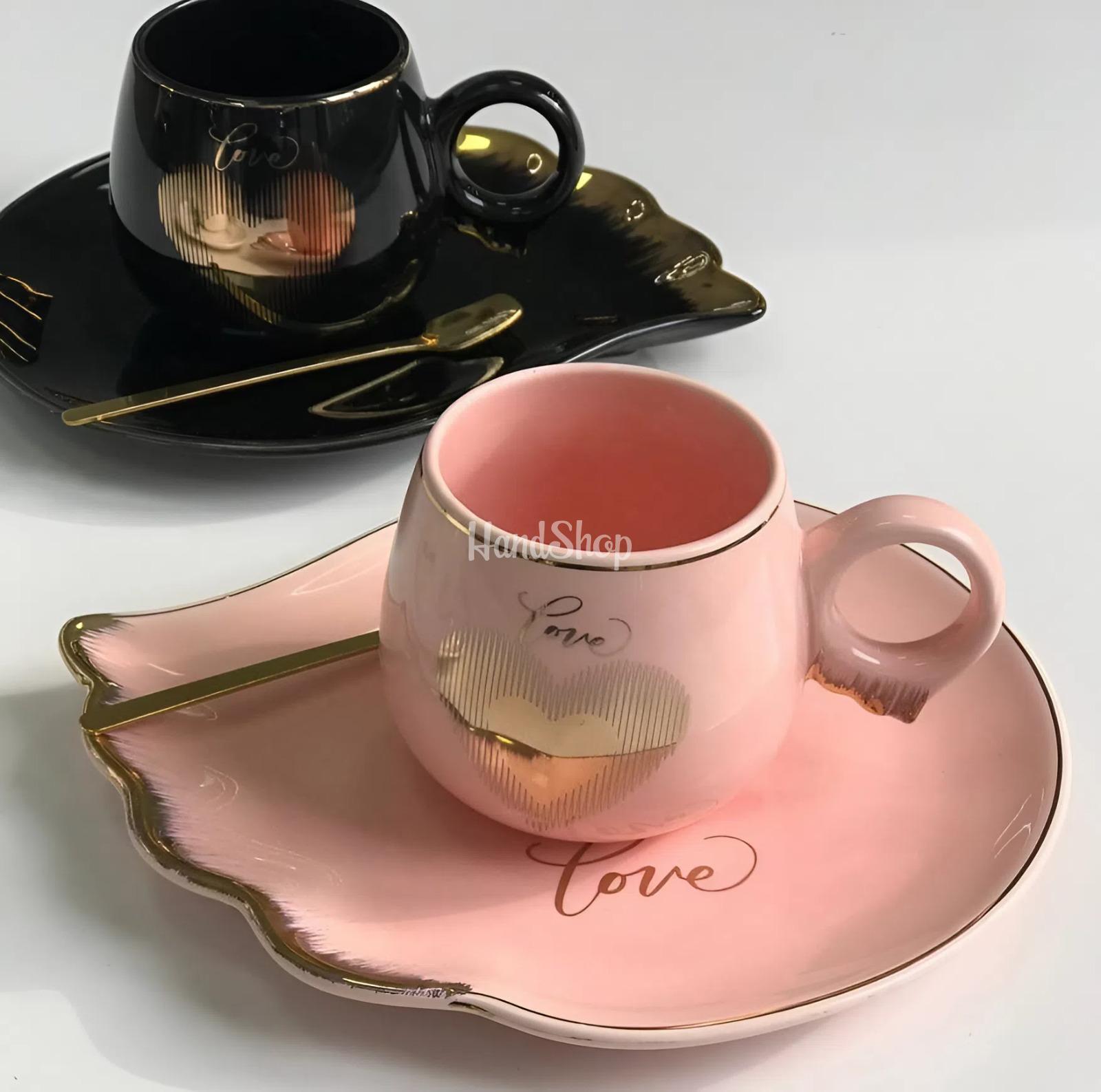 Сувенірна чашка з тарілкою крила кераміка love (на вибір!) Сувенірна чашка з тарілкою крила кераміка love (на вибір!)