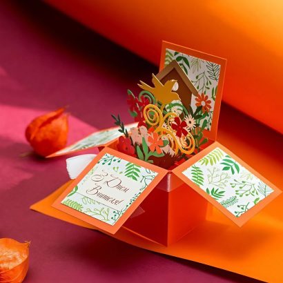 3D Листівка коробочка осінні квіти З Днем вчителя