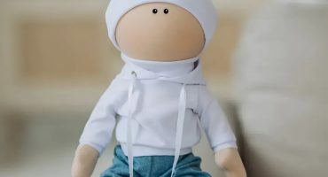 Лялька хлопець тільда: ідеальний бізнес-подарунок для чоловіка, який цінує стиль і оригінальність