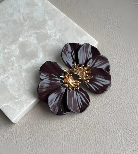 Стильні великі сережки квітка половинки глина шоко