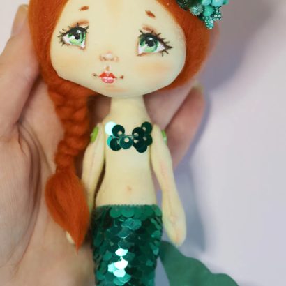 Інтер’єрна маленька лялька сувенірна рудоволоса русалочка