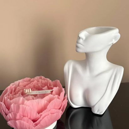 Свічка квітка троянда натуральний бджолиний віск на підставці