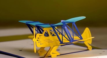 Мрія в небі: авторська унікальна 3d листівка літака для пам'ятного подарунка вашим найближчим