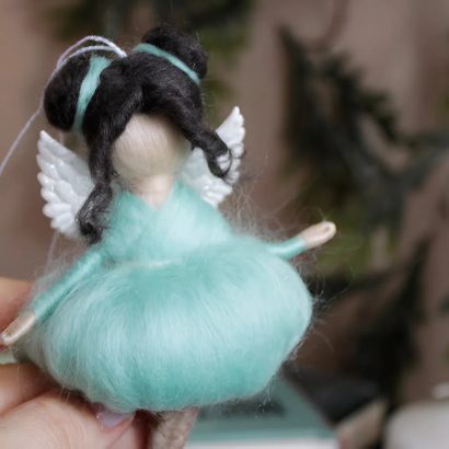 Сувенірна лялька ангел підвіска на ялинку 2026