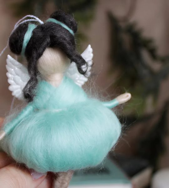 Сувенірна лялька ангел підвіска на ялинку 2026