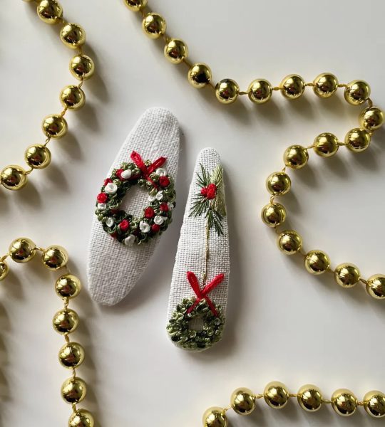 Новорічні заколки віночки різдвяні, ручна вишивка 2 шт!