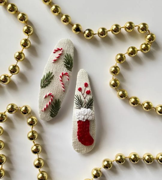 Різдвяні заколки льодяники чобіток, ручна вишивка 2 шт!