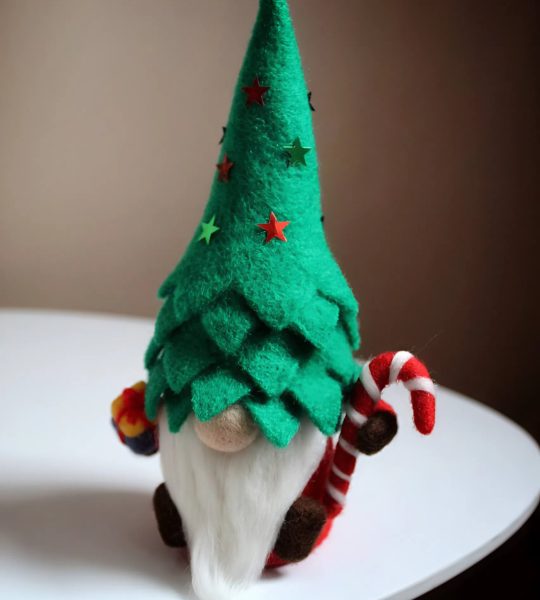 Сувенірний гном іграшка ялинка Різдво 2026 валяння вовни