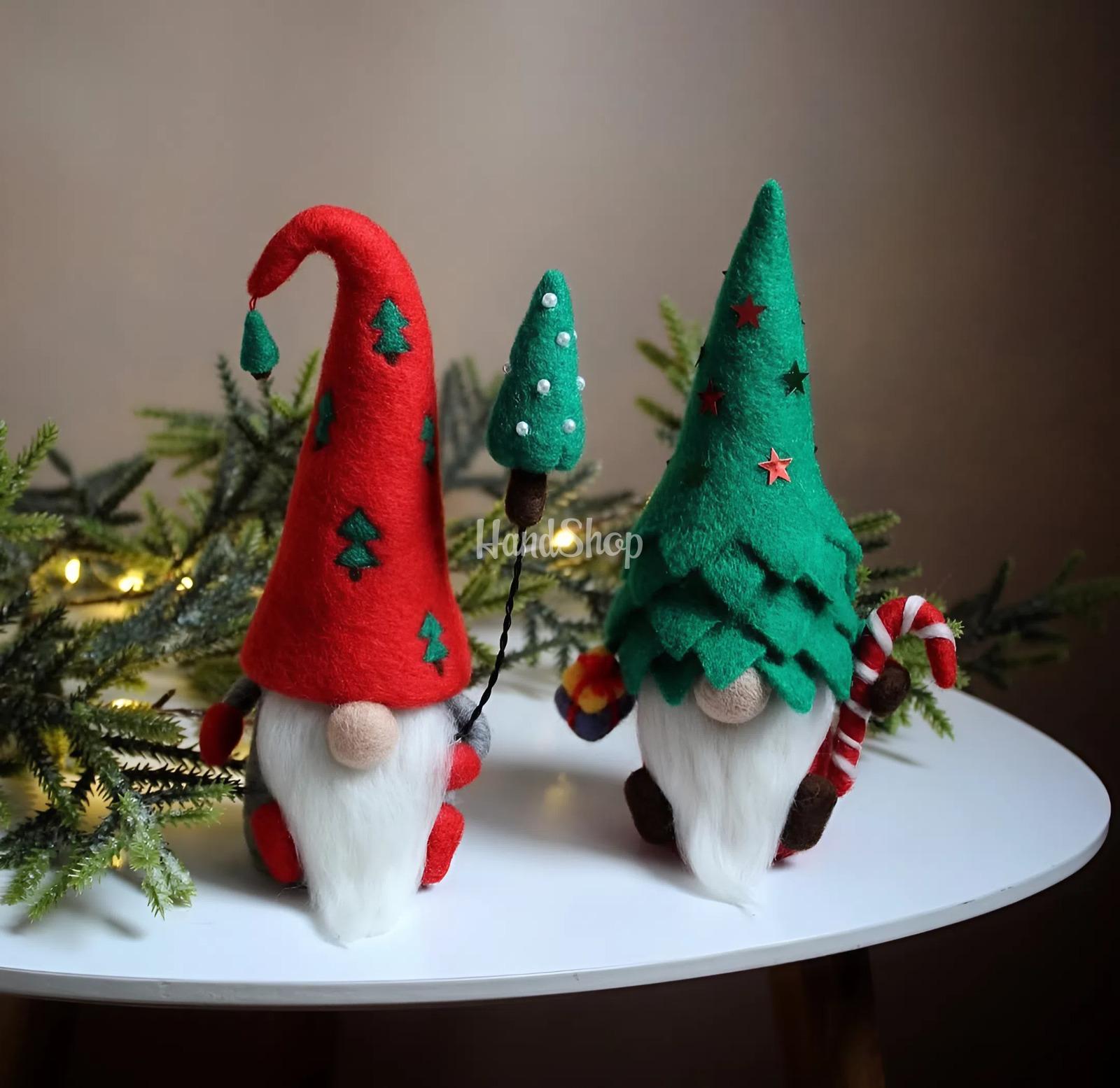 Сувенірний гном іграшка ялинка Різдво 2026 валяння вовни Сувенірний гном іграшка ялинка Різдво 2026 валяння вовни
