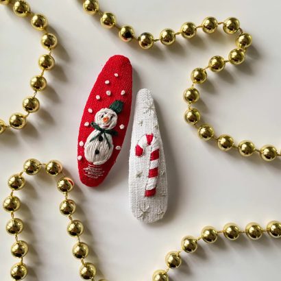 Різдвяні заколки сніговик льодяник, ручна вишивка 2 шт!