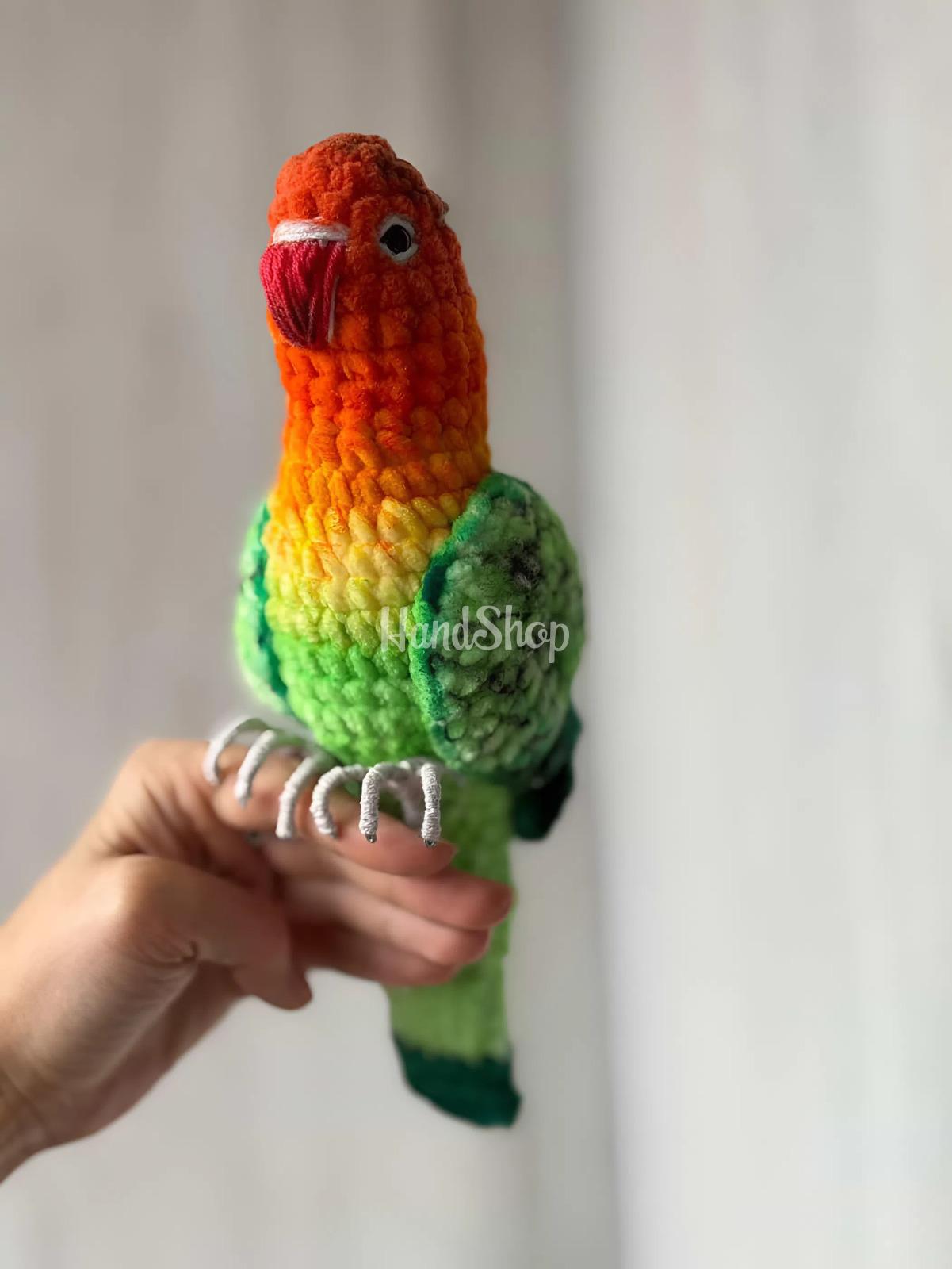 Авторська іграшка в’язаний папуга нерозлучик, 26 см Авторська іграшка в’язаний папуга нерозлучик, 26 см