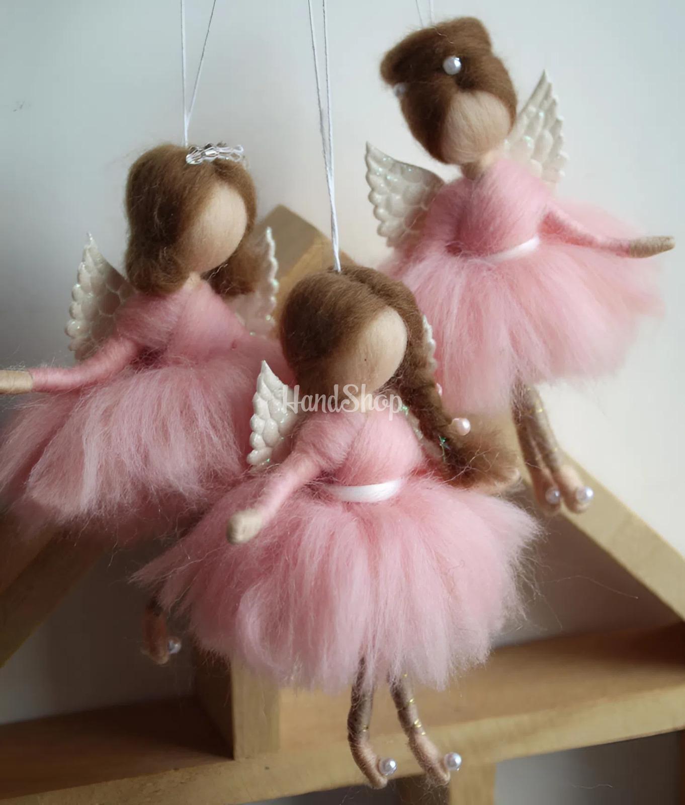 Сувенірна раздвяна лялька ангел балерина підвіска Сувенірна раздвяна лялька ангел балерина підвіска