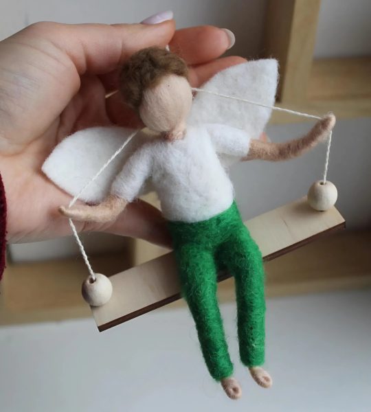 Лялька хлопчик валентин ангел підвіска на качельці