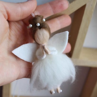 Підвіска міні лялька балерина ангелик на ниточці сувенір