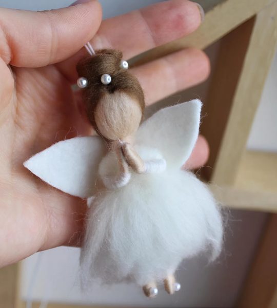 Підвіска міні лялька балерина ангелик на ниточці сувенір