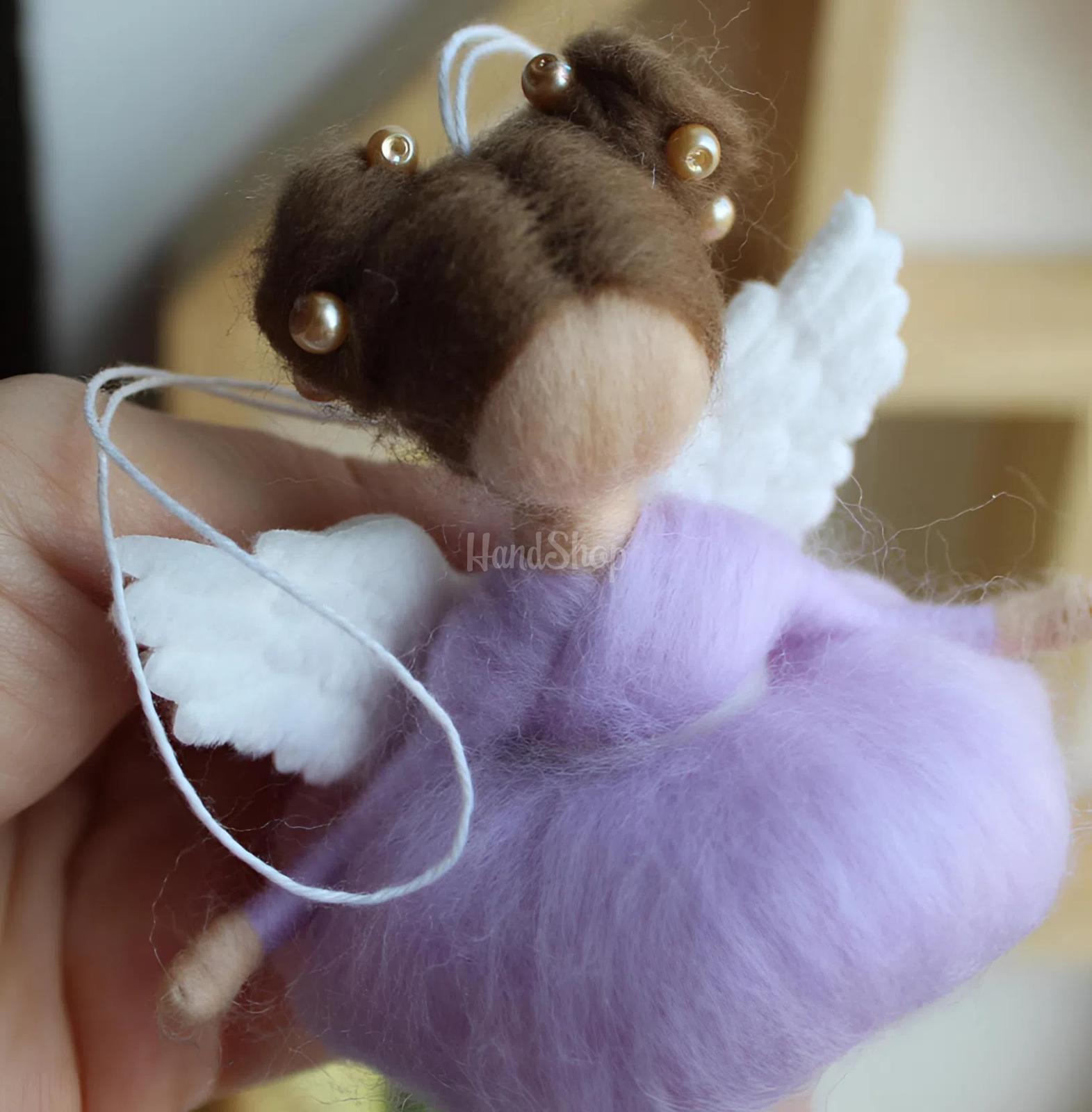 Сувенірна авторська лялька ангел підвіска у фіолетовій сукні Сувенірна авторська лялька ангел підвіска у фіолетовій сукні