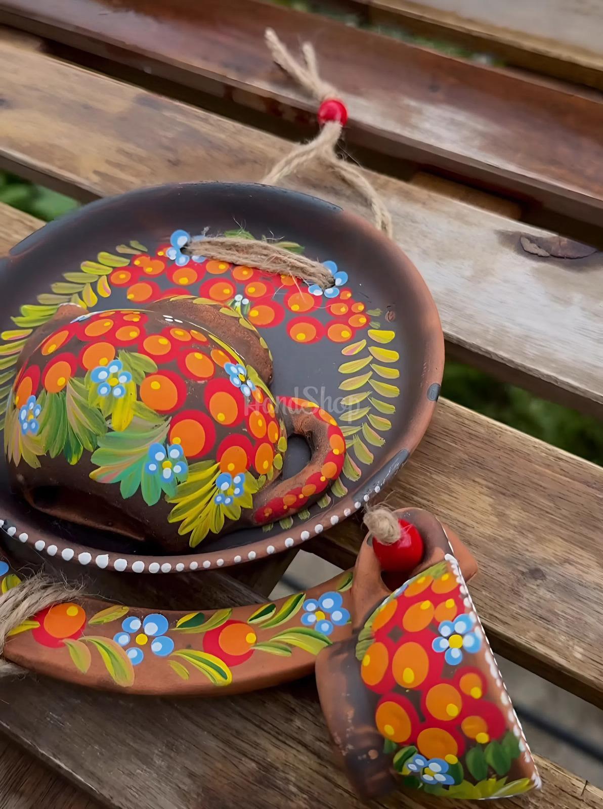 Авторська керамічна підвіска панно коромисло з розписом Авторська керамічна підвіска панно коромисло з розписом