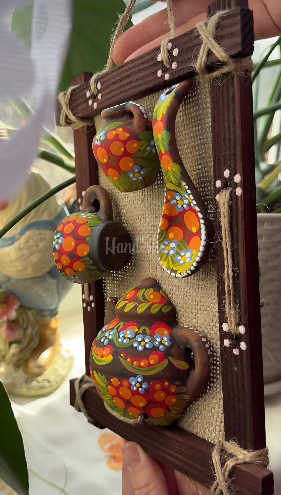 Підвіска панно петриківський розпис дерев'яна рамка Підвіска панно петриківський розпис дерев'яна рамка