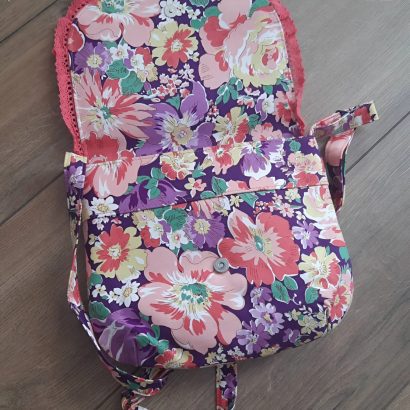 Жіноча сумочка з тканини на магнітній кнопці квіти