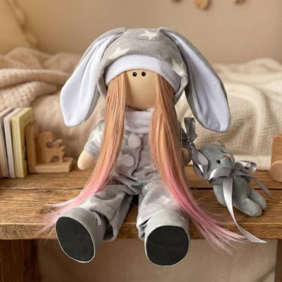 Новорічна тільда лялька сплюшка в комбінезоні зірочка