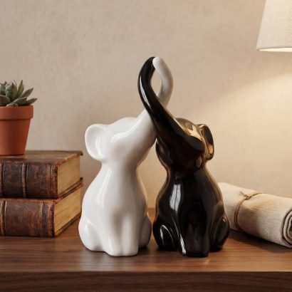 Декоративні порцелянові чорно-білі слоники наречені